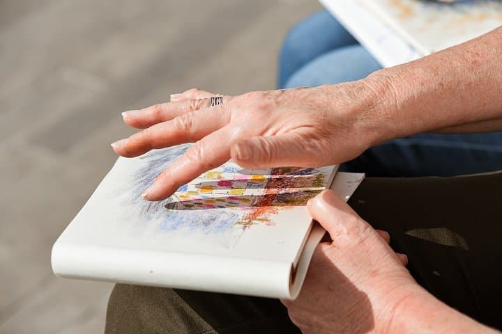 I DRAW Malaga: Art and Drawing Lesson - by OhmyGoodGuide!
