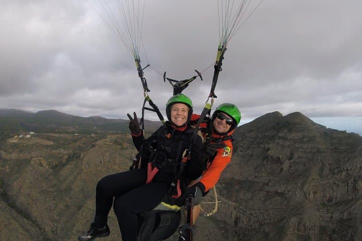 Tenerife Paragliding: PLUS Flight