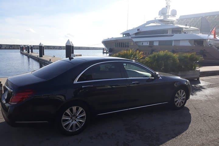 Private Transfer from Barcelona to the Port (or vice versa)