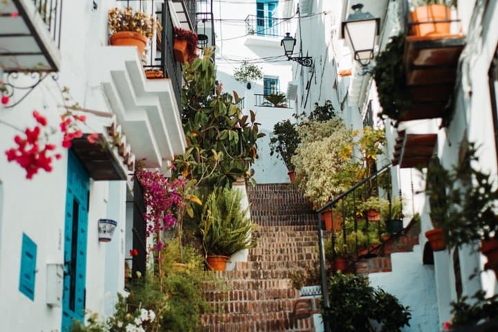 Coasts and Mountains: Nerja to Frigiliana with Nerja Caves Small-Group Day Trip