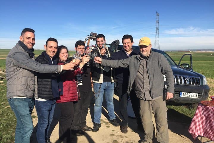 Hot Air Balloon Ride in Segovia with Toast, Picnic and Video