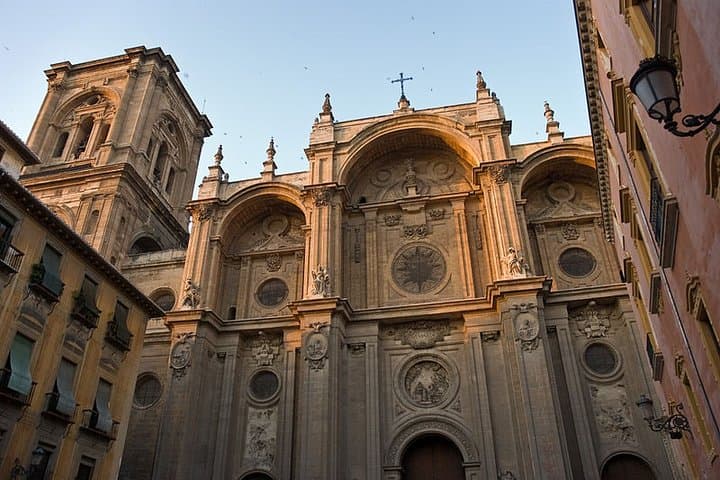 Granada: Royal Chapel and Granada Cathedral Guided Tour