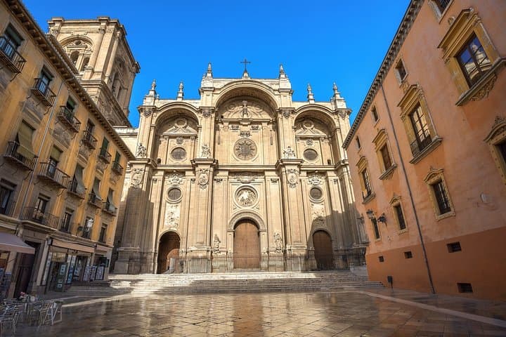 Granada: Royal Chapel and Granada Cathedral Guided Tour