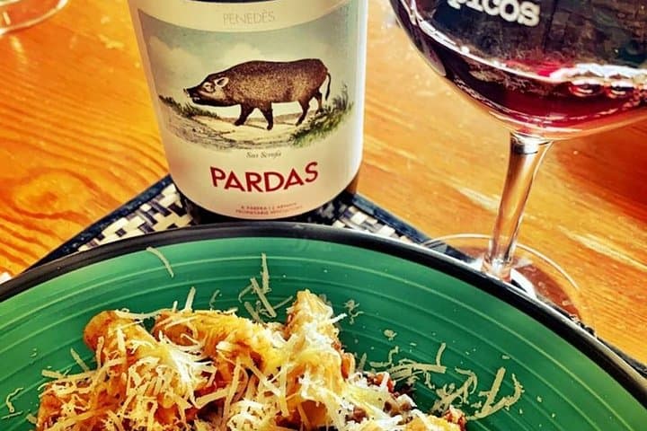 Private premium wine tasting and tapas