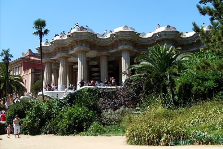 Private tours in Madrid, Zaragoza and Barcelona with transportation included