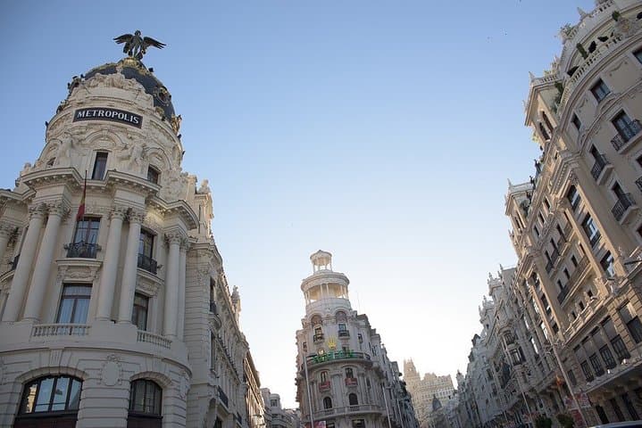 Private tours in Madrid, Zaragoza and Barcelona with transportation included