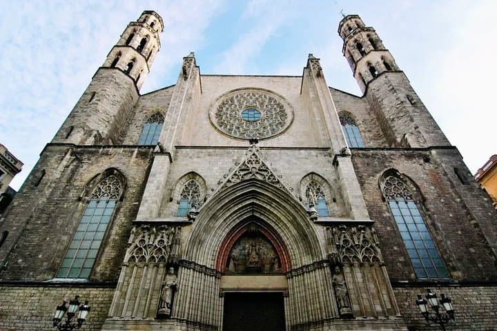 Barcelona City Kickstart: Private Tour