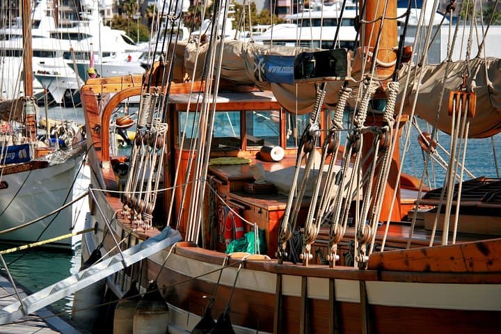 Barcelona City Kickstart: Private Tour