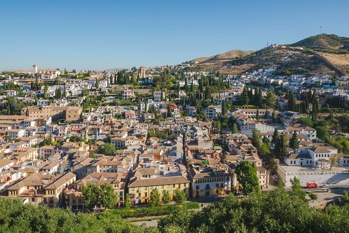 Walk Granada's Skyline Tour