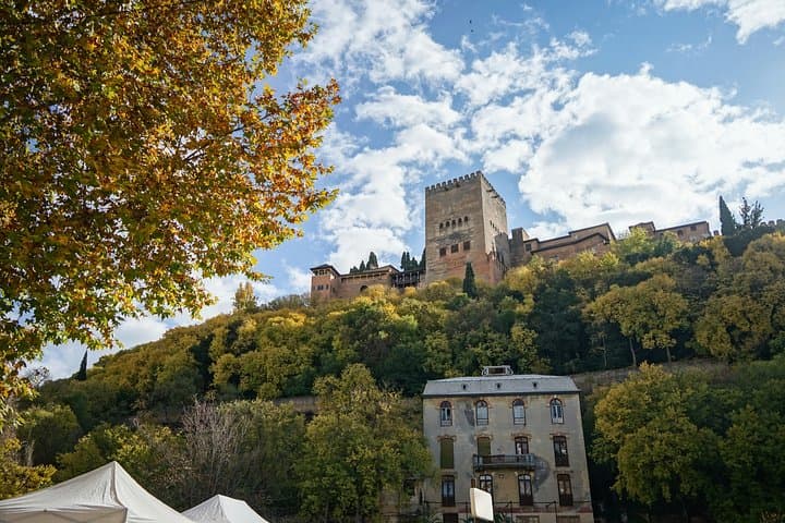 Walk Granada's Skyline Tour