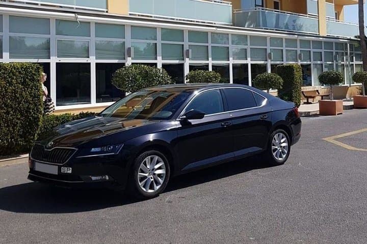 Transfer from Benidorm to Alicante airport with private Sedan max. 3 passengers