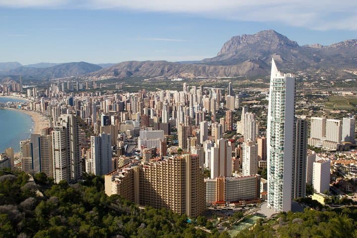 Transfer from Benidorm to Alicante airport in private Sedan car max. 3 passengers