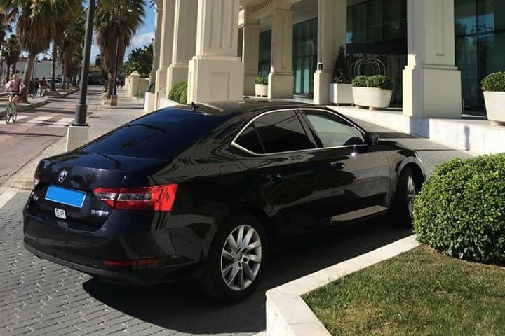 Transfer from Alicante city to Alicante airport with private Sedan max. 3 passengers
