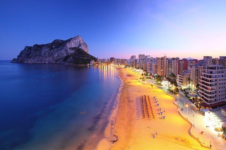 Transfer from Alicante airport to Calpe in private Sedan car max. 3 passengers