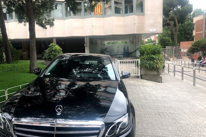 Transfer from BCN Airport to Salou/ Port Aventura/ Cambrils