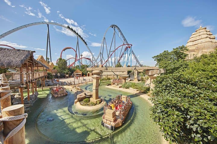 Private Transfer from Port Aventura to Barcelona Airport