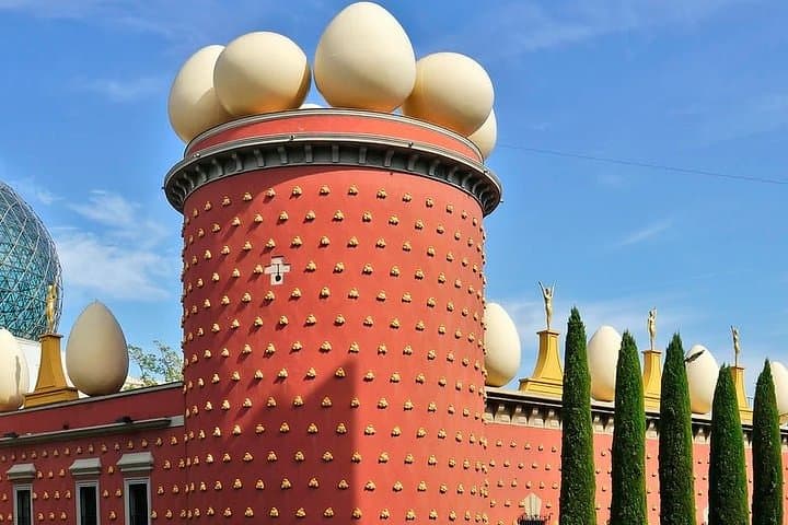 Girona and Figueres Private Day Tour from Barcelona