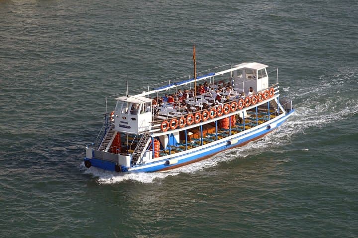 Las Golondrinas Barcelona 40-min Boat Tour