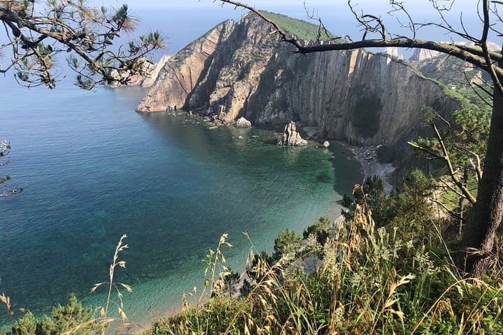 Private tour Cudillero, Puerto Vega Tremor & Luarca from Oviedo