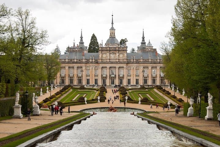 Segovia and La Granja Private Tour from Madrid