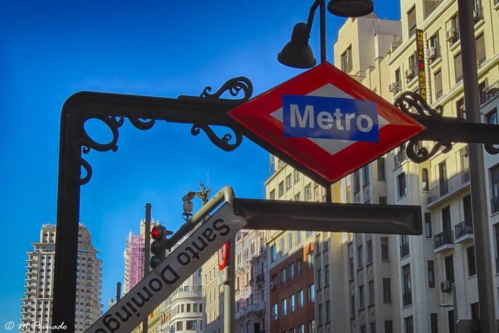 Private 4-hour City Tour of Madrid with Hotel pick-up