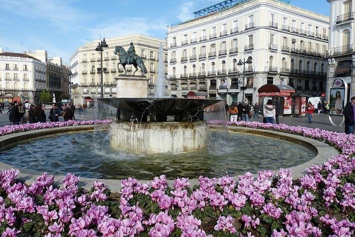 Private 4-hour City Tour of Madrid with Hotel pick-up