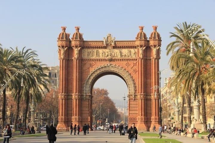 Barcelona Full-Day Sightseeing Private Tour