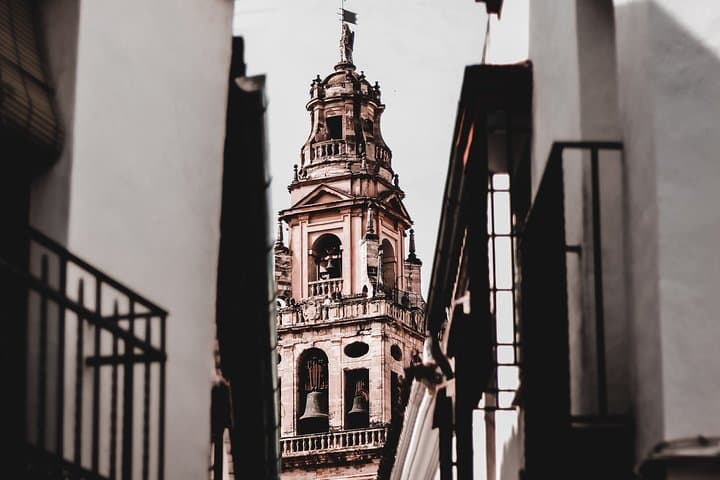Andalusia from Seville in 5 days with Private Tours and Transfers