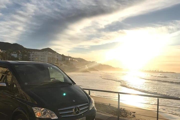Private Transfer from Barcelona Airport to Sitges