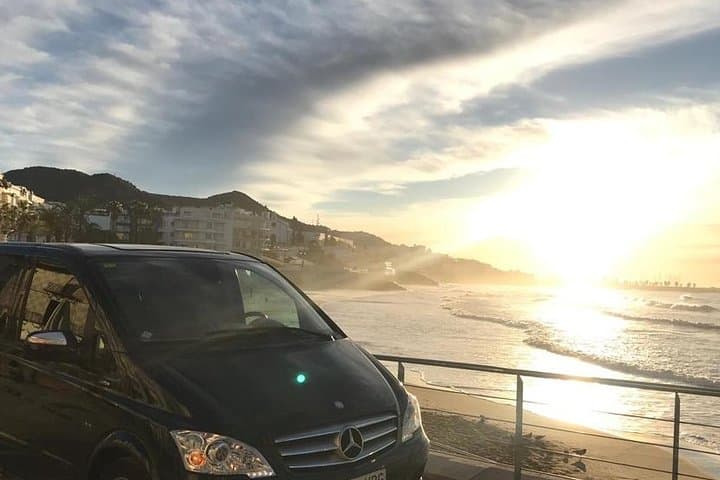 Private Transfer from Barcelona Airport to Sitges