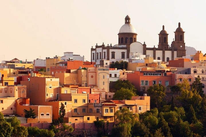 Las Palmas Old Town private walking tour