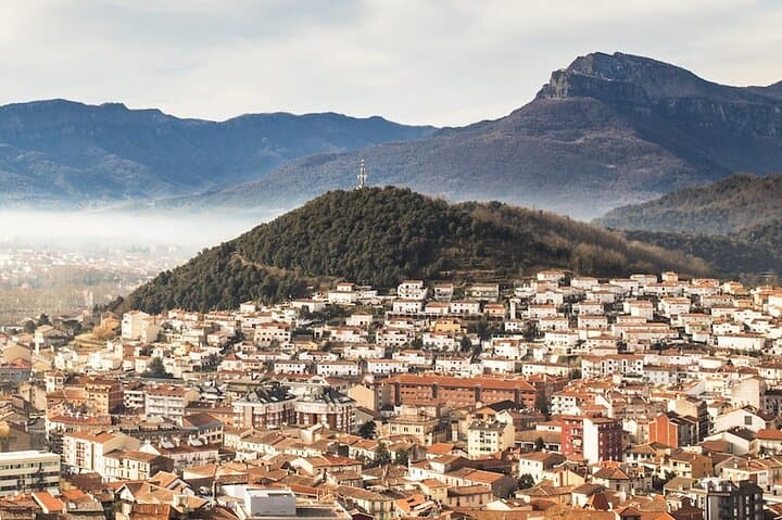 Montsacopa: An audio tour in the Volcano in the Centre of the City