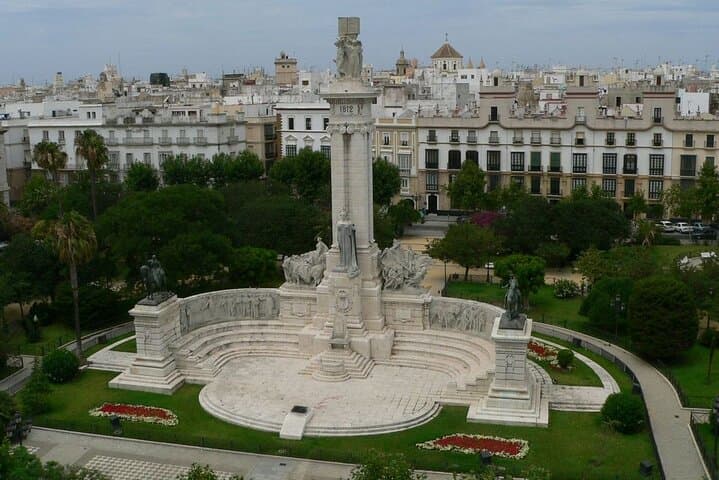 Discover the fascinating history of Cadiz Old Town on a Private Walking Tour
