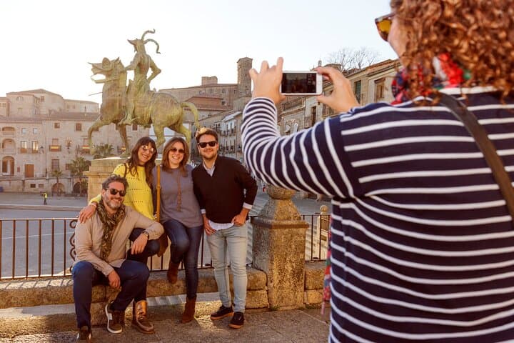 Guided tour in Trujillo at Sunset "El Collector de Atardeceres"
