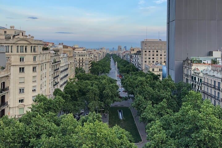 We will discover Passeig de Gracia - the luxury boulevard of Barcelona
