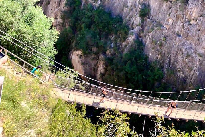 Hike Hanging Bridges and Canyon Túria - Chulilla - OFFICIAL GUIDE