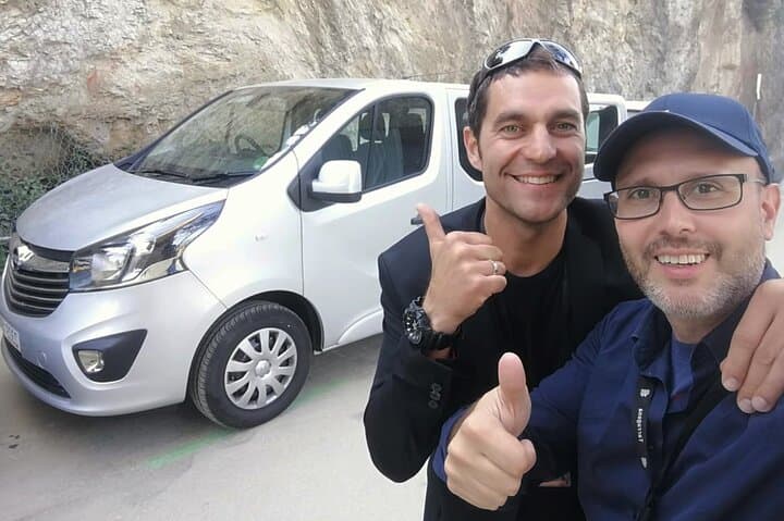 Van in Figueres with Hotel pick-up from Barcelona
