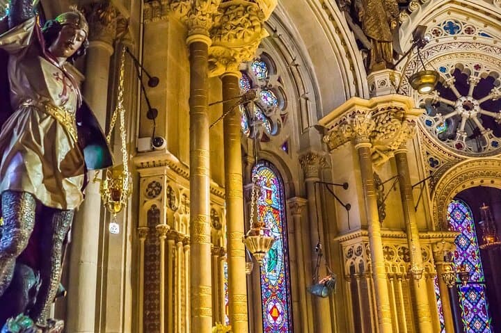 Private Montserrat and Cava Winery Tour with Hotel Pick Up from Barcelona