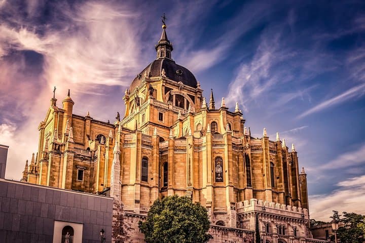 Madrid Private Walking Tour with a Professional Guide