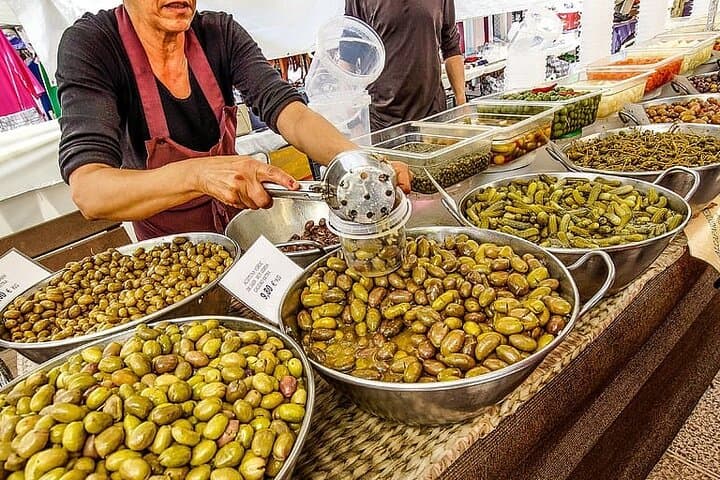 True Taste of Granada Old Town & Albaicin Tapas Tour