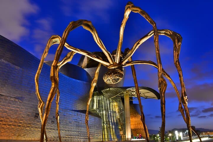 Bilbao Private Walking Tour with a Local
