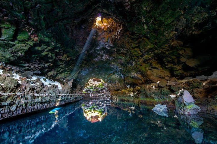 Private luxury Tour of Jameos del Agua and Cueva de los Verdes in Lanzarote