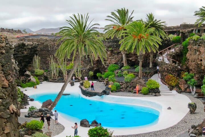 Private luxury Tour of Jameos del Agua and Cueva de los Verdes in Lanzarote