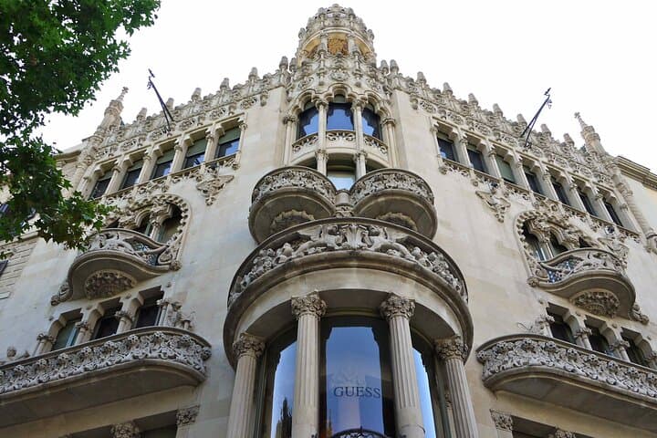 Gaudí and Modernism - Private Walking Tour