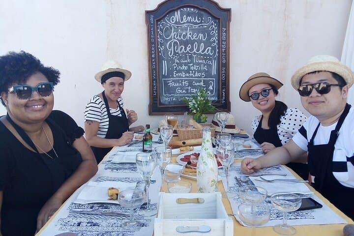 Discover 5 Secrets of Spanish Paella with a local!