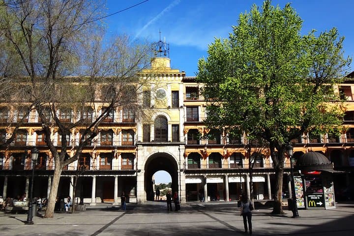 Toledo private tour from Madrid by private car