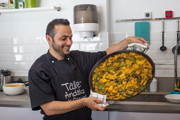 Seville: Evening Spanish Cooking Class — Paella, Tapas & Sangría