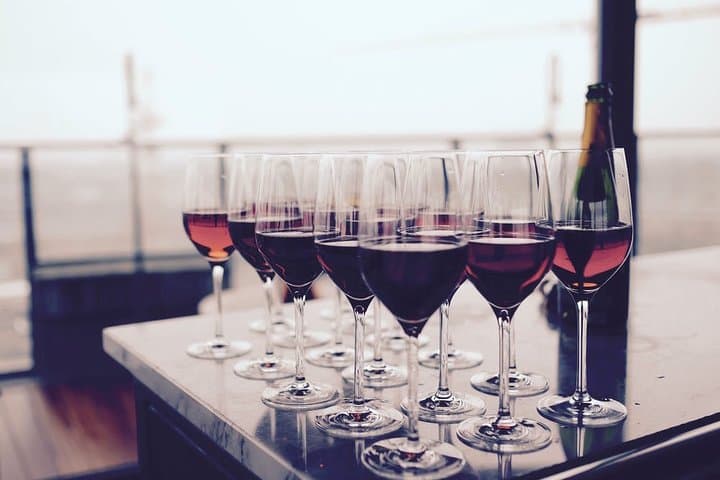 Seville Traditional Tapas and Wine Tour