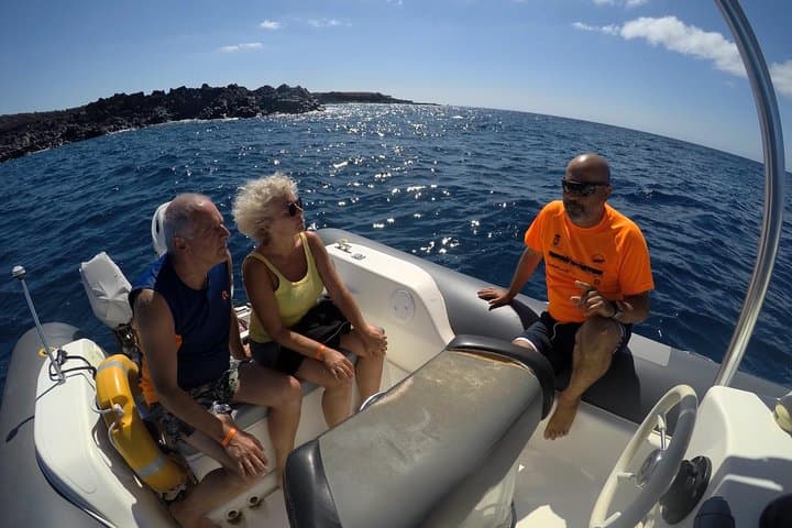 Boat Excursion to visit underwater lava tongues