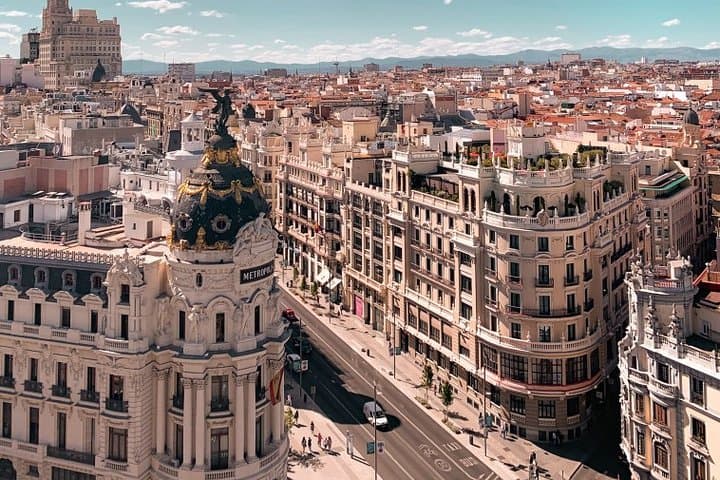 An Architectural insight of Madrid on a Private Tour with a local
